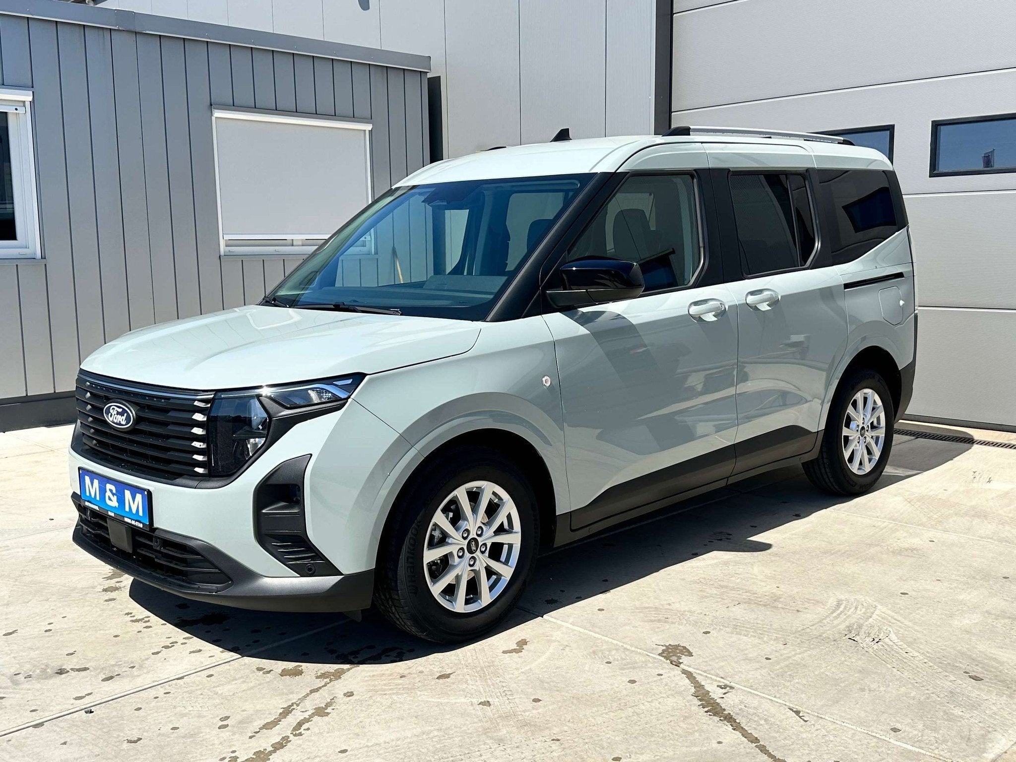 Ford Tourneo Courier Tourneo Courier 1.0 EcoBoost Titanium *, Autos, Argent ou Gris, Achat, 998 cm³, 5 portes