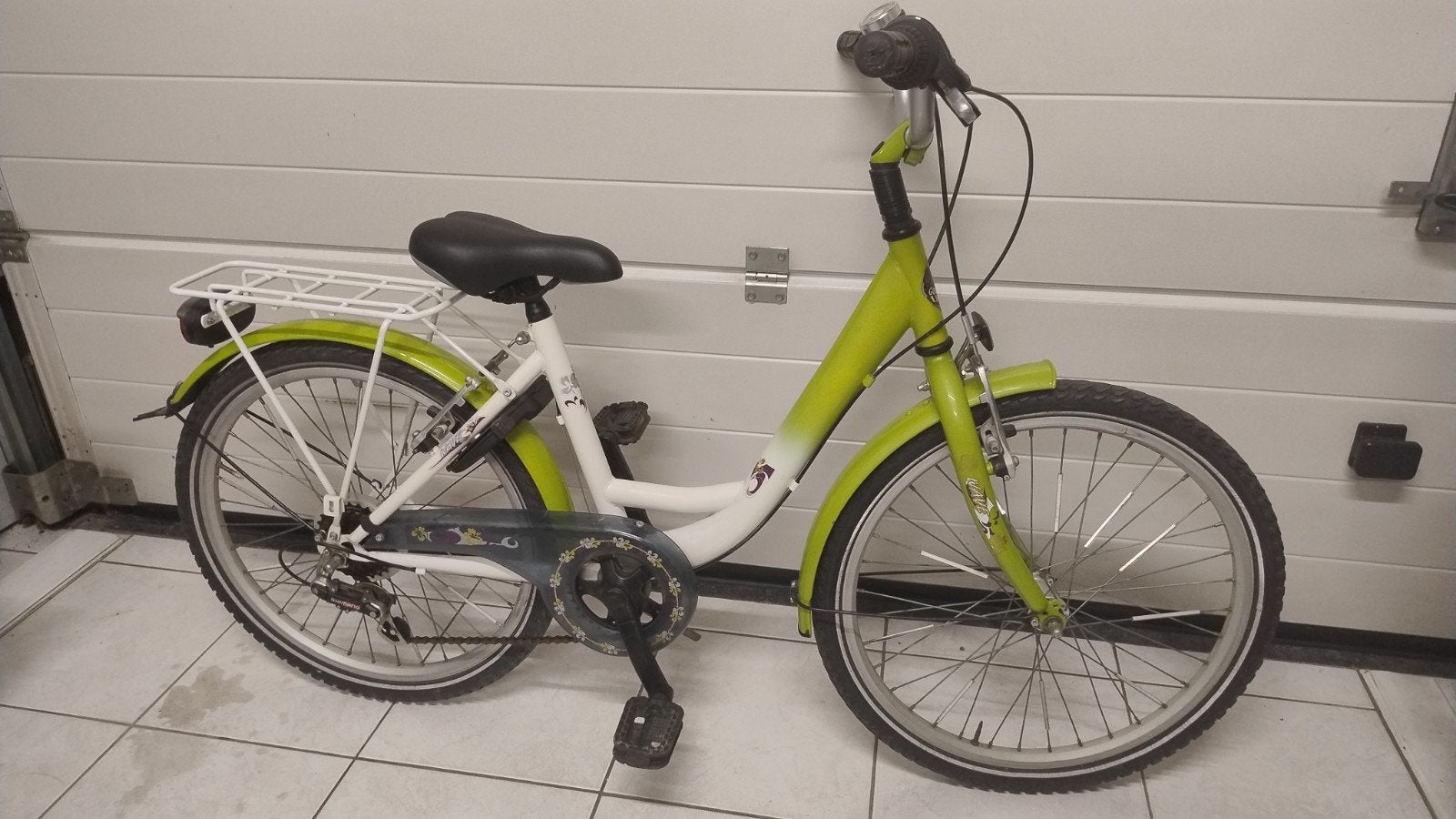 Meisjesfiets 22 inch, Ophalen