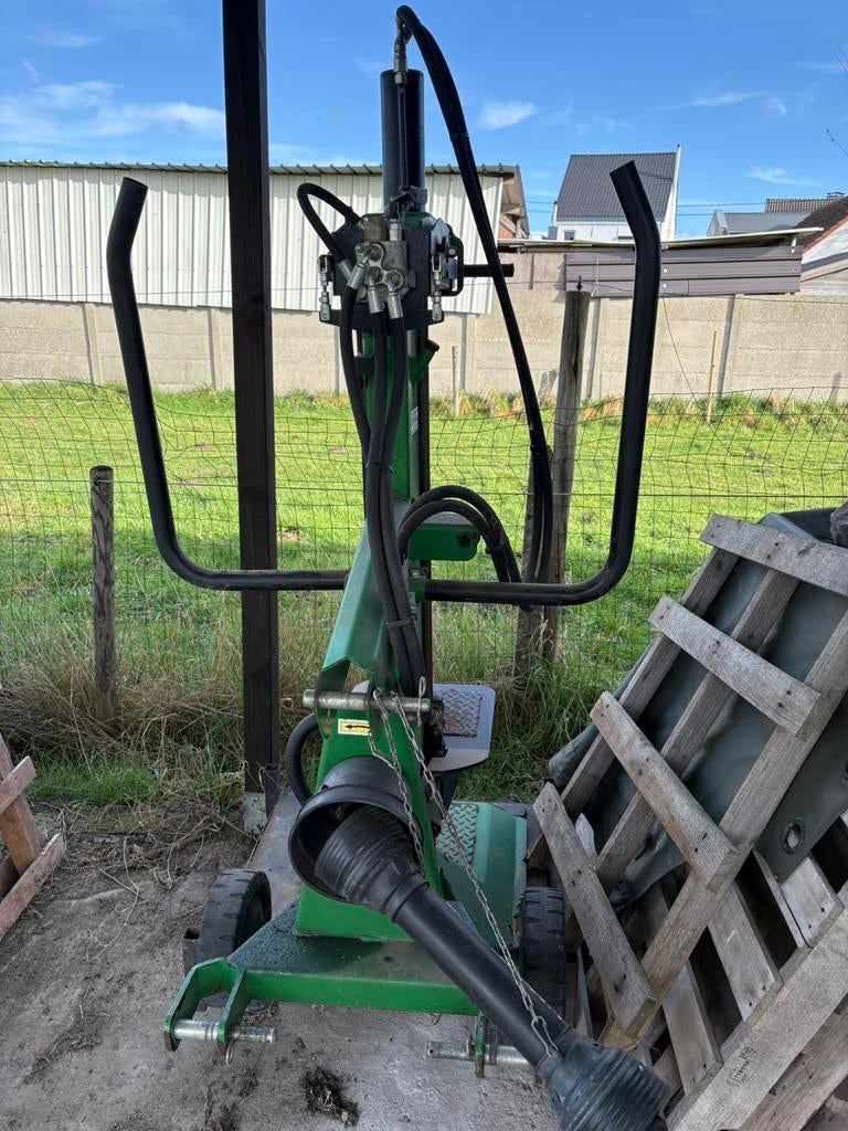 Kliefmachine aandrijving via tractor, Enlèvement