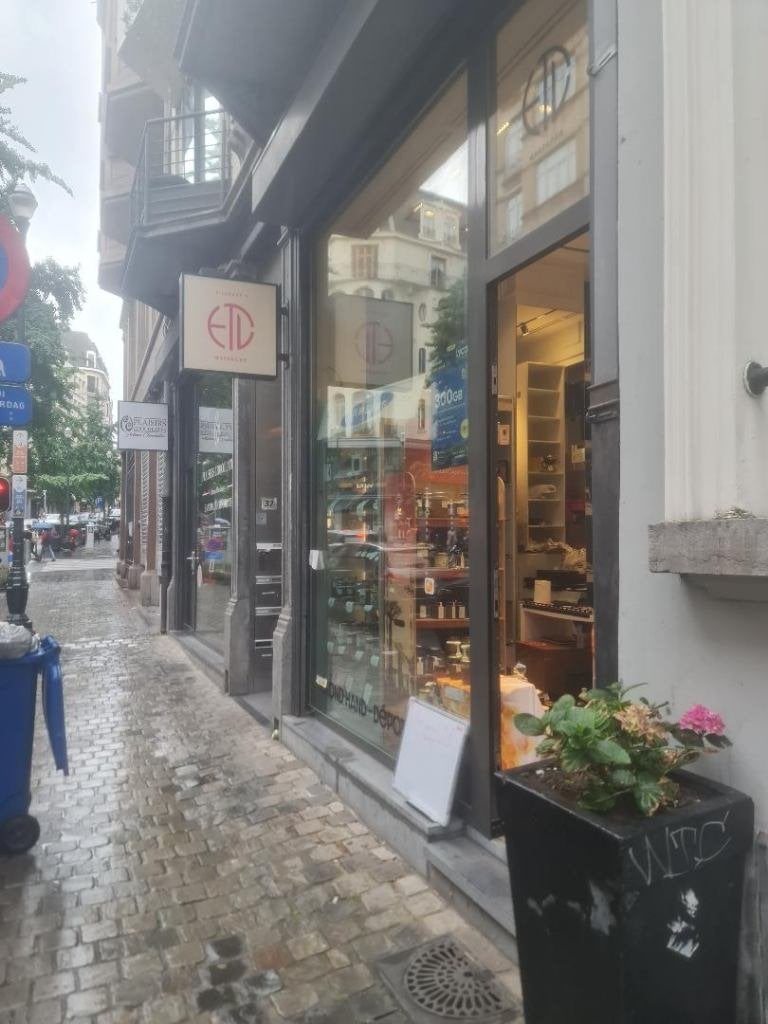 magasin, Articles professionnels, Aménagement de Bureau & Magasin | Commerce & Inventaire, Enlèvement