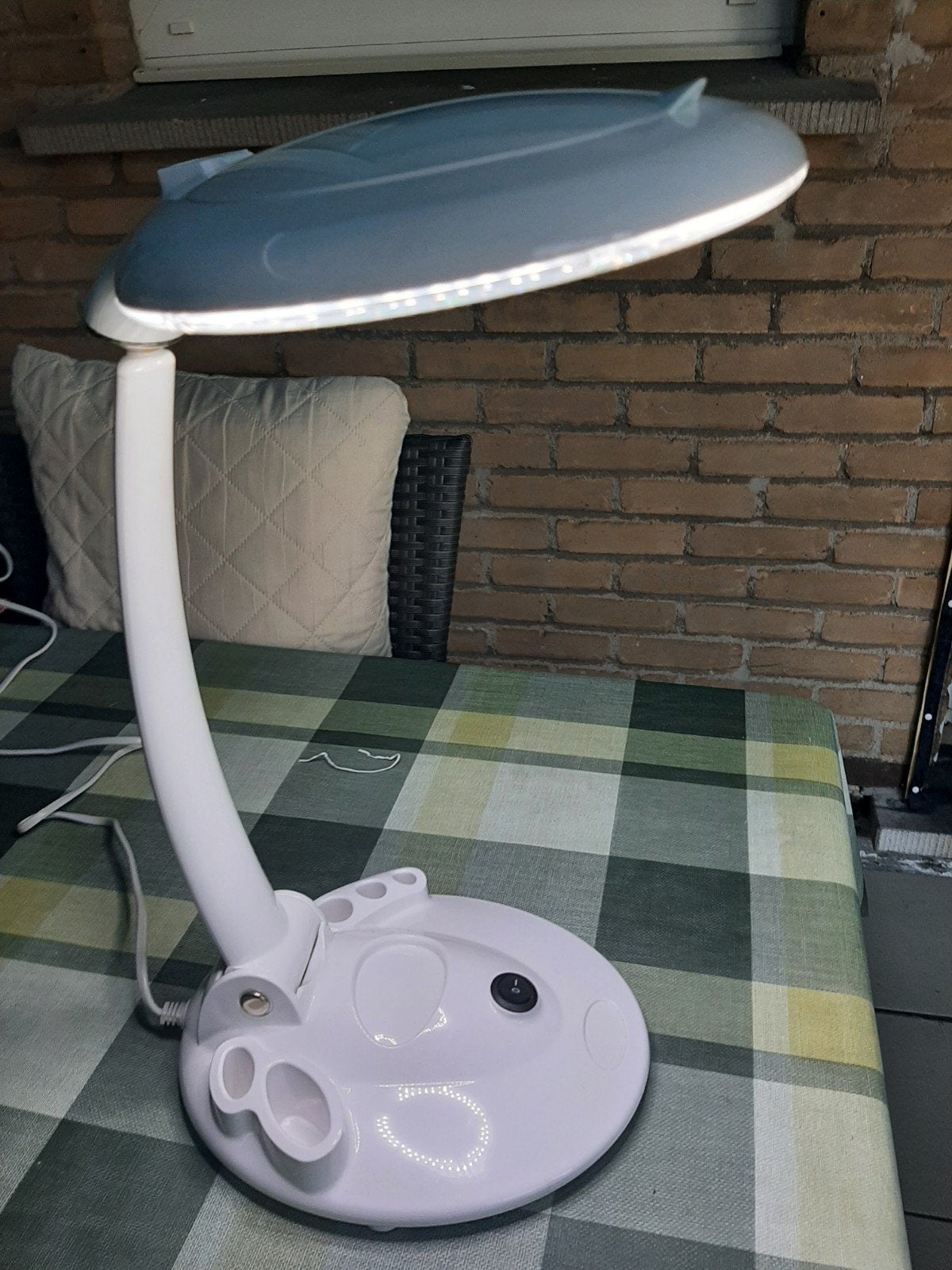 Manicure lamp, Ophalen
