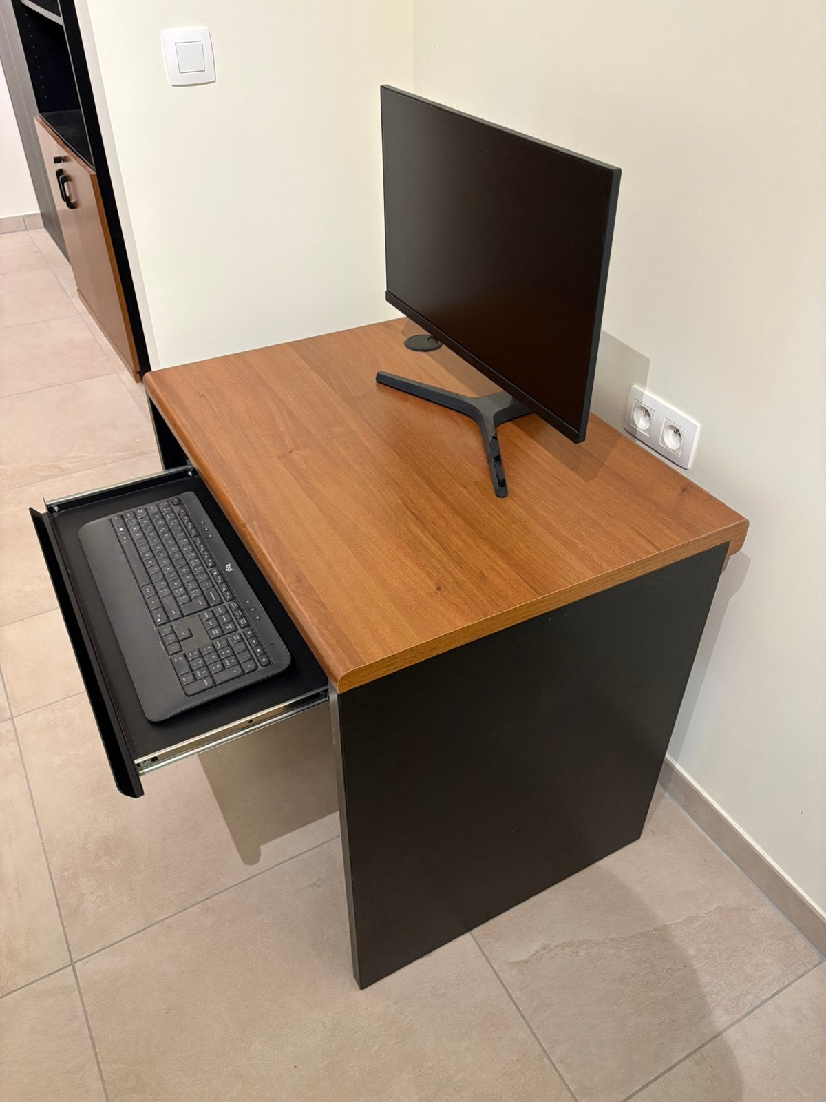 Bureau informatique, Goulotte de câbles, 80 cm, Enlèvement, Utilisé