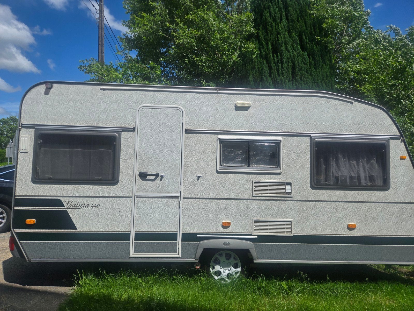 Cause achat futur camping-car  .magnifique château calista, Particulier, Antenne satellite