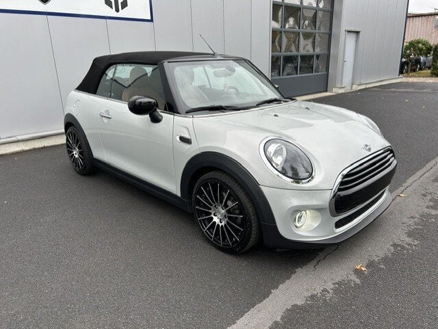 MINI Cooper Cabrio 1.5 Turbo 136Pk Automaat, Auto's, Mini, 4 zetels, Cabriolet, Beige, 2 deurs