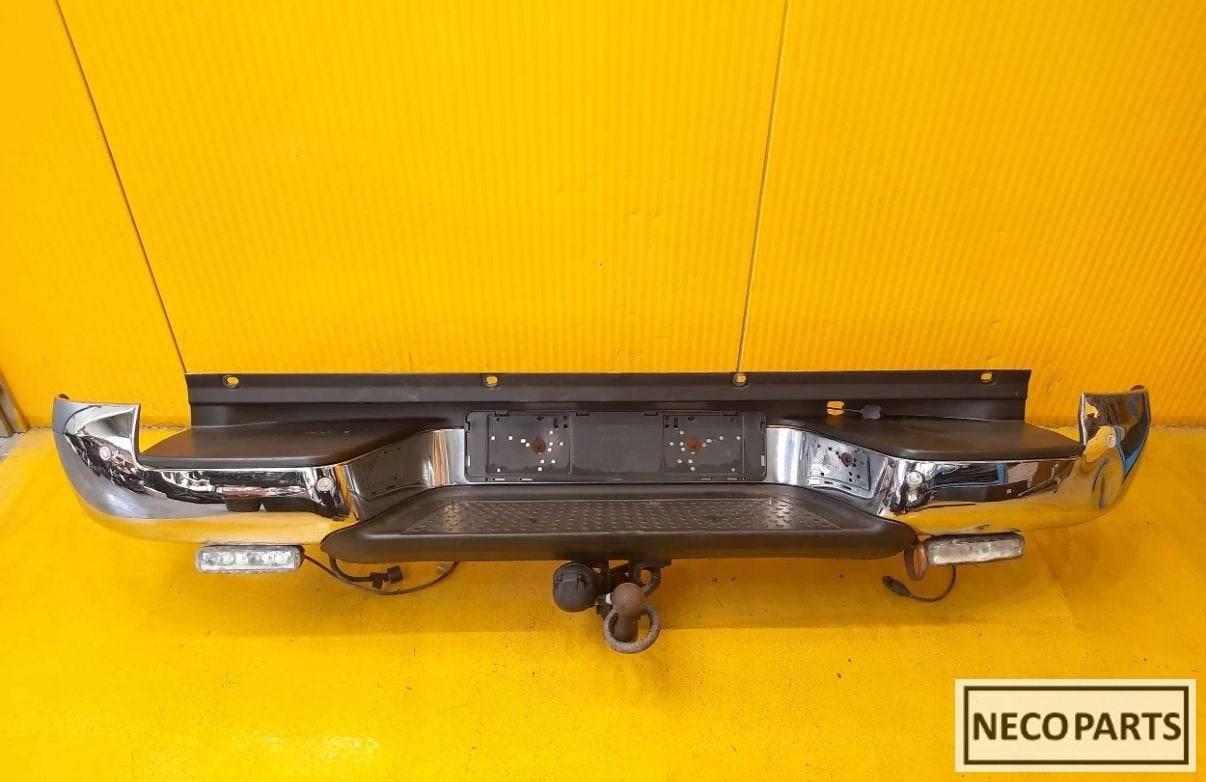 VW AMAROK 4XPDC ACHTERBUMPER ORIGINEEL ALLES LEVERBAAR!!!, Autos : Pièces & Accessoires, Carrosserie & Tôlerie, Haillon arrière