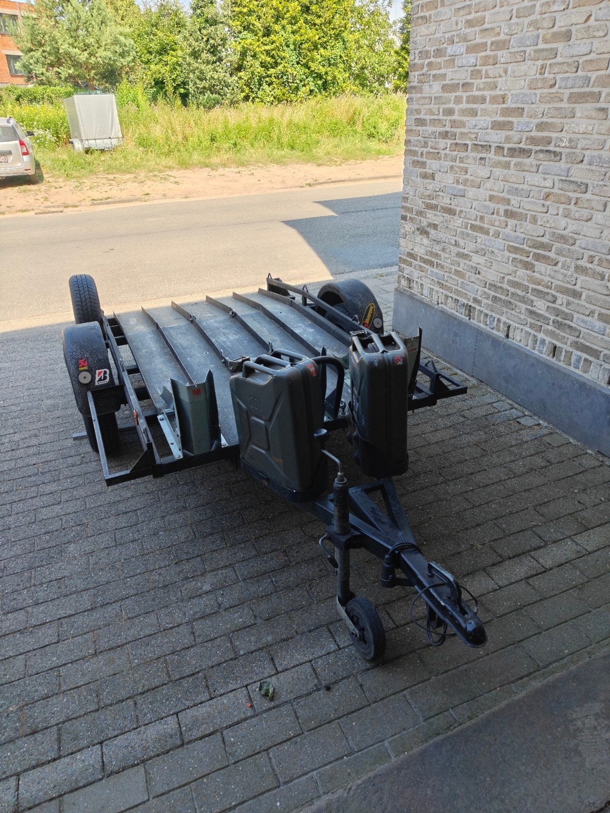 Ongeremde motor-trailer voor 1 of 2 motoren, Enlèvement ou Envoi