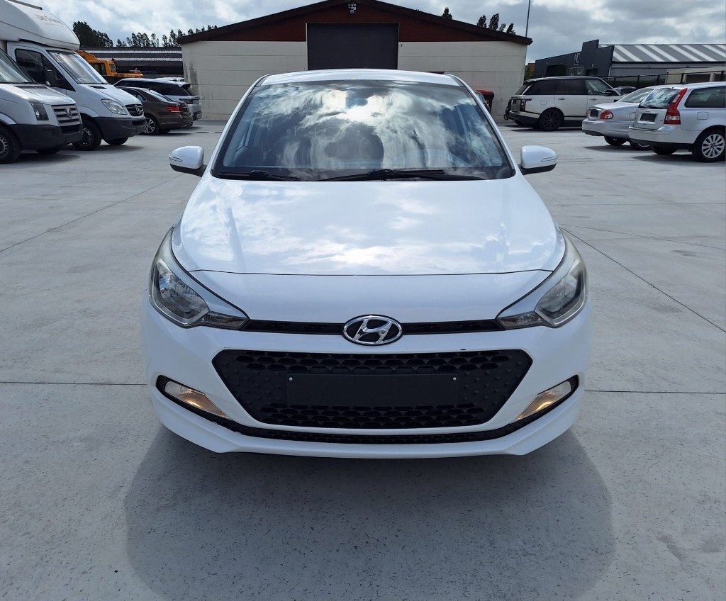 Hyundai i20 1.2i | 103dkm | trekhaak, Auto's, Stof, Euro 6, 4 cilinders, Wit
