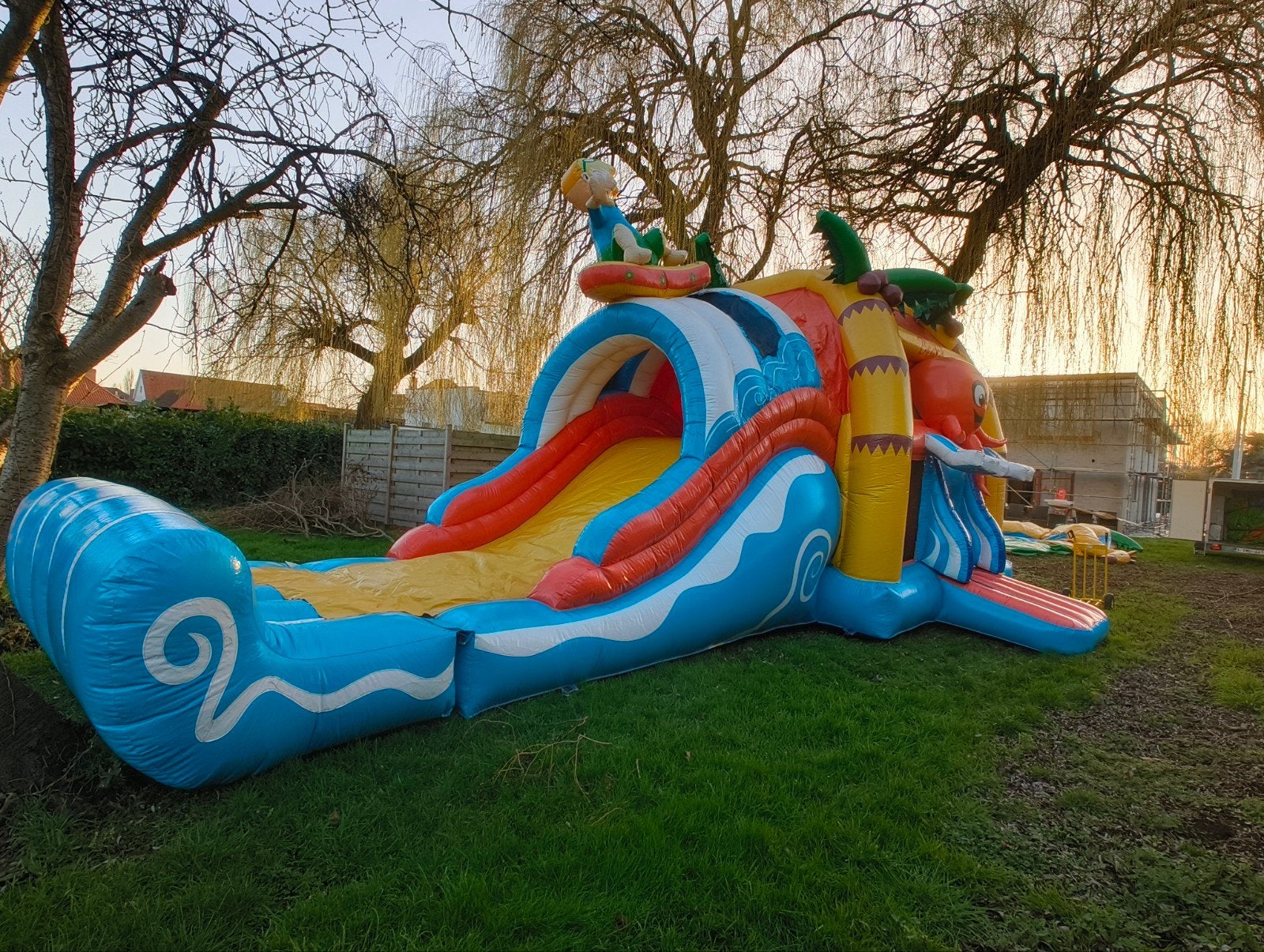 Springkasteel te huur met optioneel zwembad, Ophalen