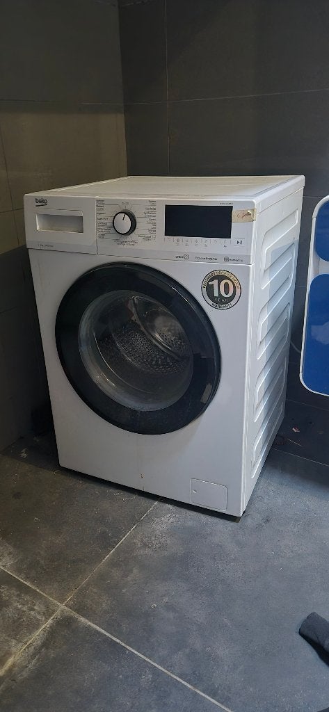 Wasmachine, Elektronische apparatuur, Wasmachines, Ophalen, 1200 tot 1600 toeren, Gebruikt, 8 tot 10 kg