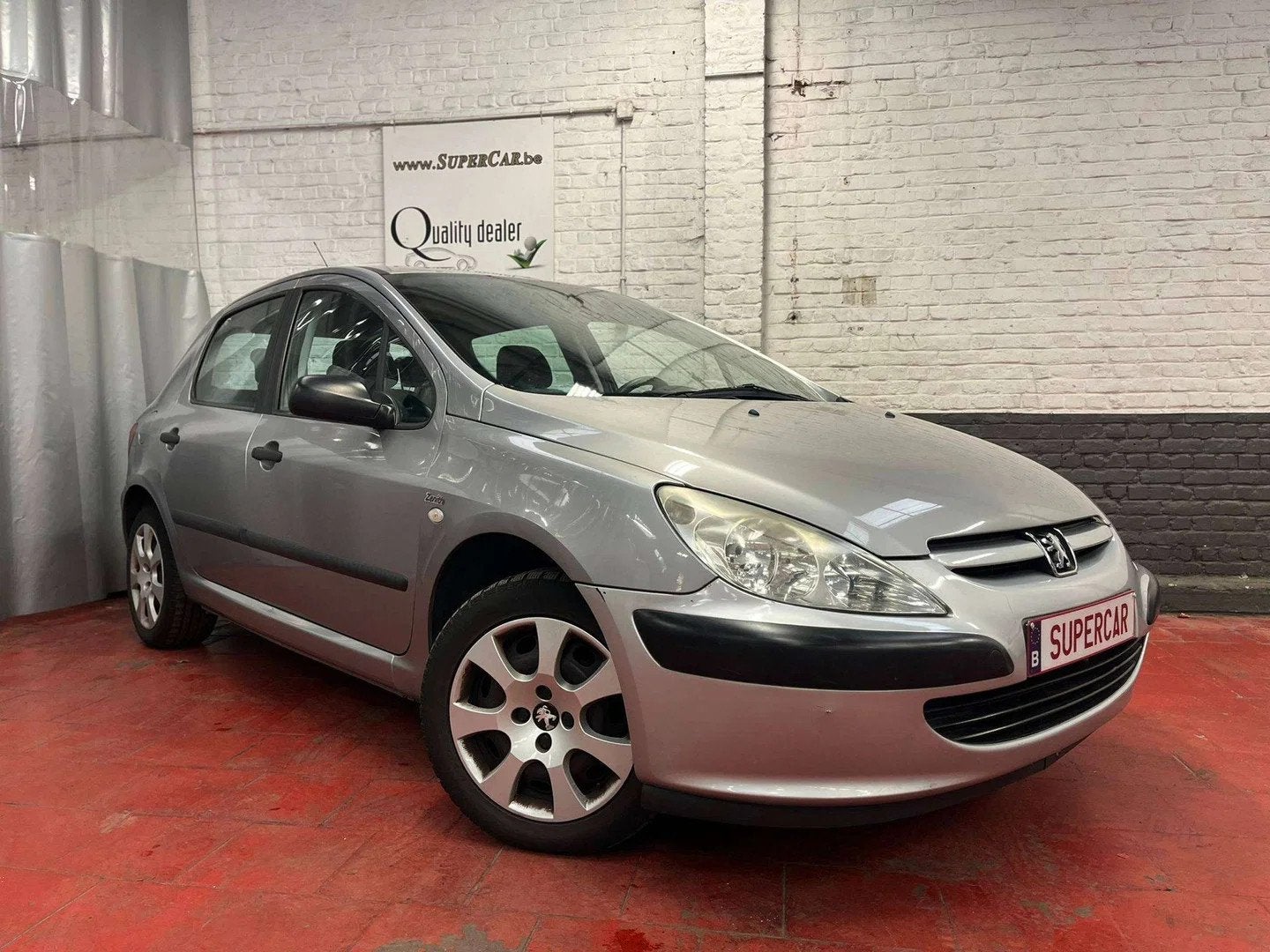 Peugeot 307 307 1.4i Zenith * CARPLAY * BLTH * 122 X 36 Mois, Auto's, Peugeot, Stof, Zwart, 65 kW, Bedrijf