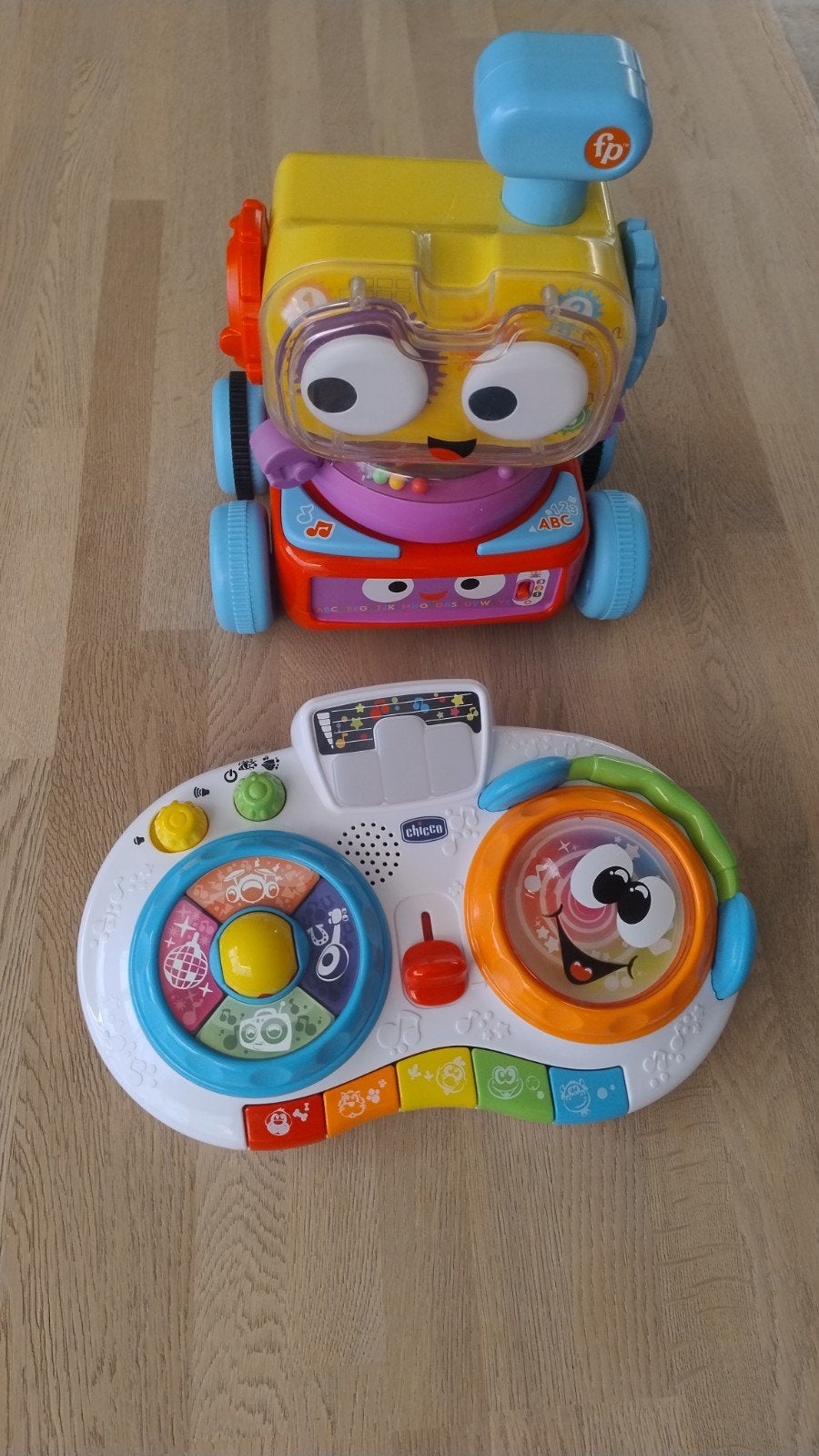 Fisher price robot & Chicco dj, Kinderen en Baby's, Speelgoed | Fisher-Price, Ophalen of Verzenden