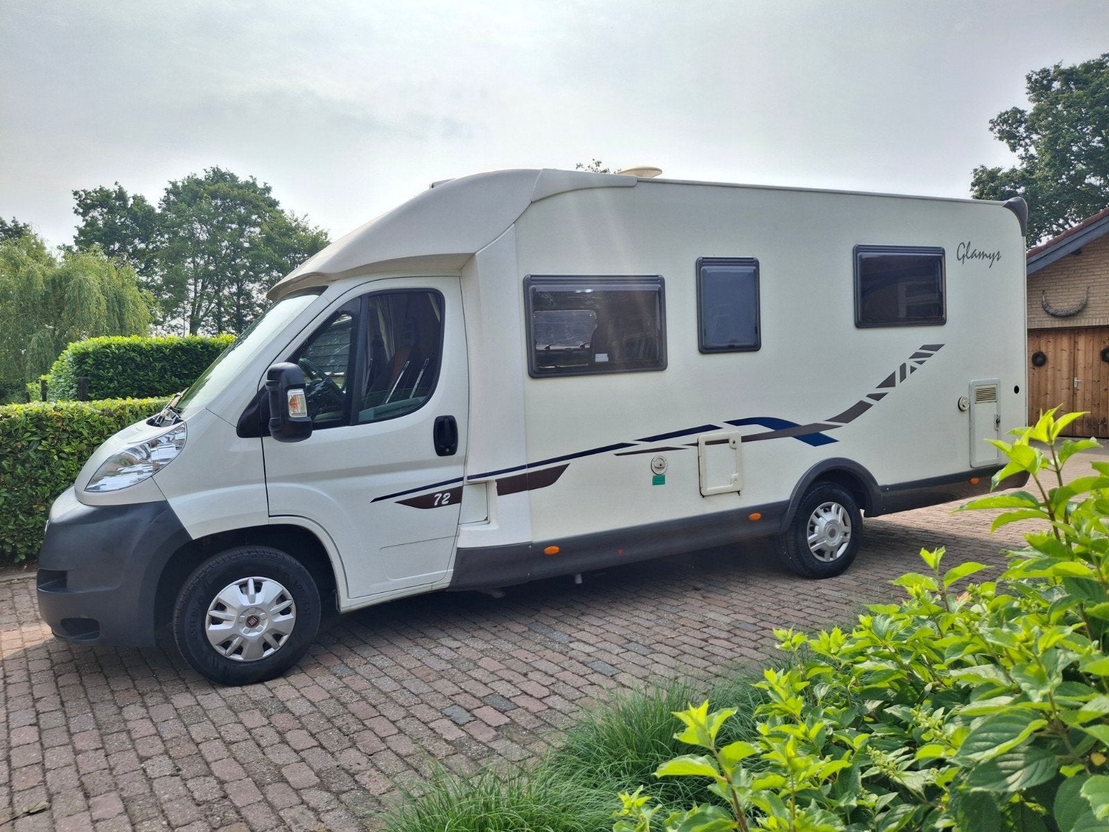 Mclouis 2011 queensbed 96362 km airco, Schotel, Fiat, Luifel, Bedrijf