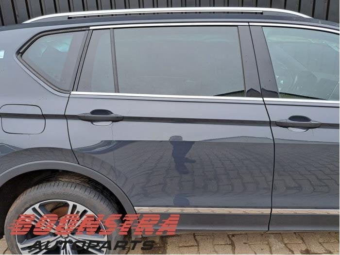 Portière 4portes arrière droite d'un Seat Tarraco (Tarraco, Autos : Pièces & Accessoires, -, 3 mois de garantie, Utilisé, Porte