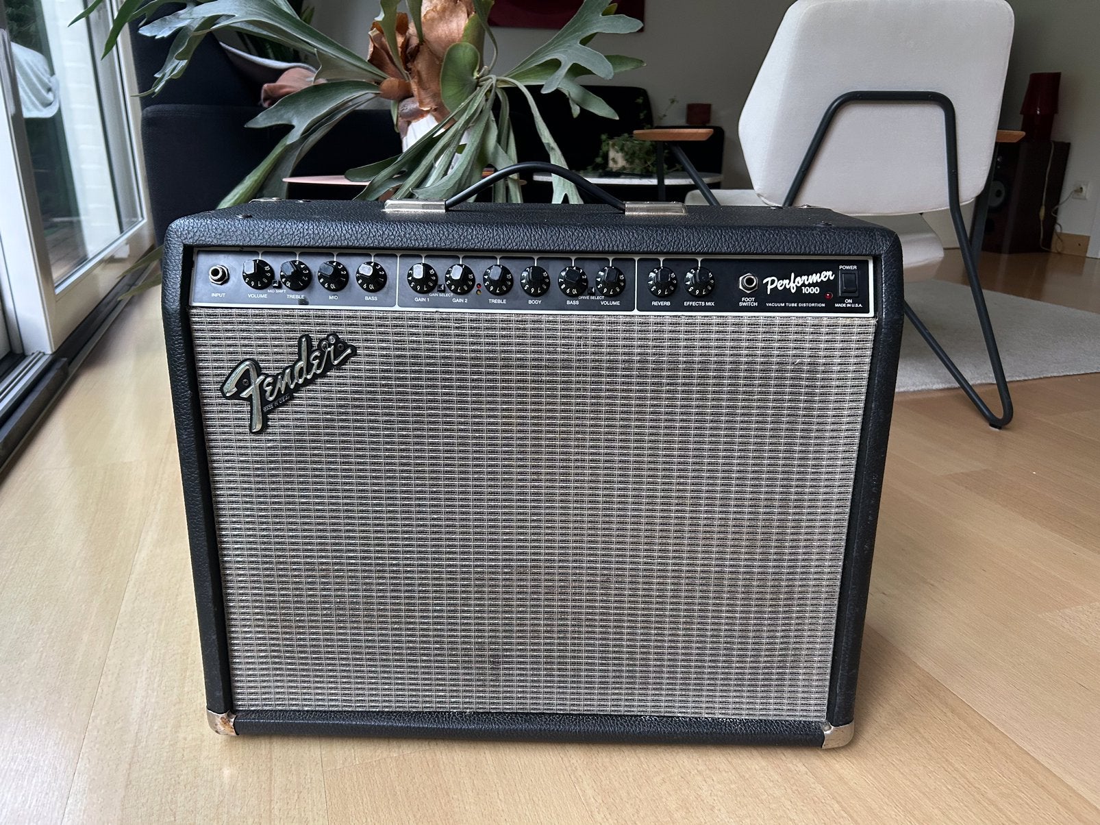 Fender performer 1000 met een defect, Enlèvement, Utilisé, Guitare, 100 watts ou plus