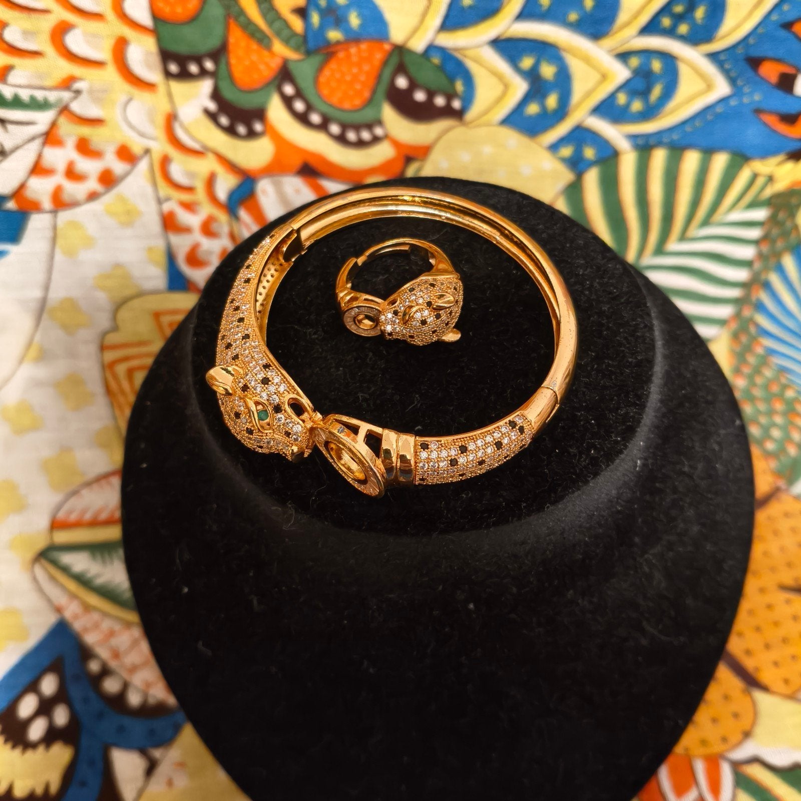 vintage armband met ring, Ophalen of Verzenden