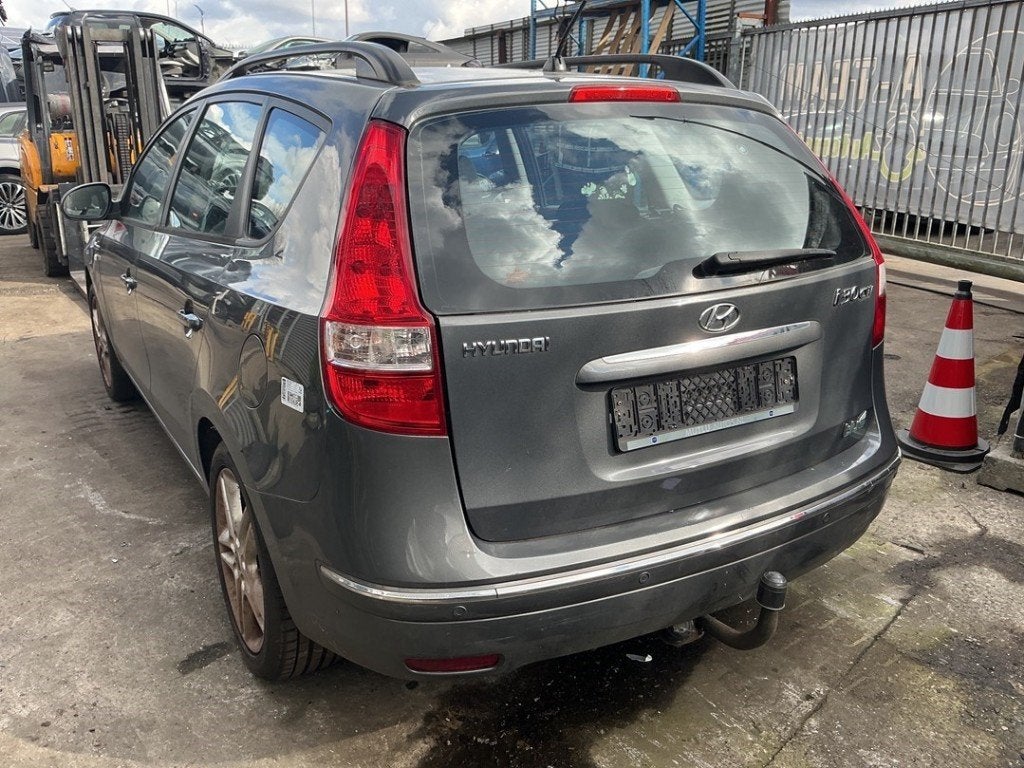 SCHOKBREKER LINKS ACHTER Hyundai i30 Crosswagon (WWH), Gebruikt, Hyundai