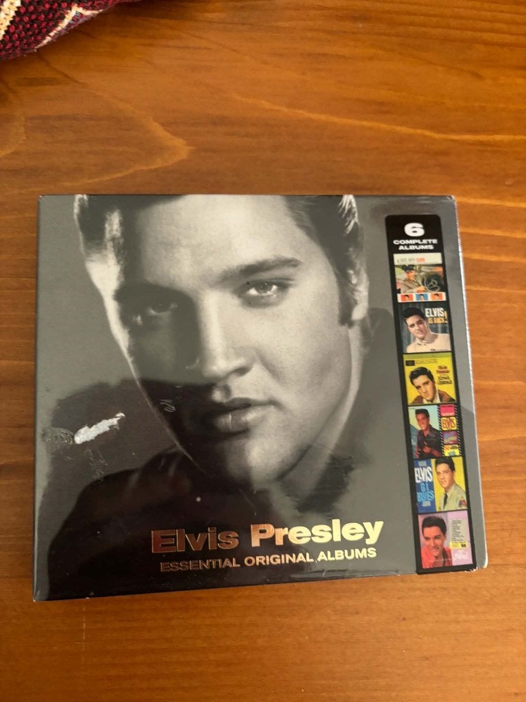 Elvis 3 cdbox(nieuw+sealed)essential original albums.10 euro, Cd's en Dvd's, Boxset, Ophalen of Verzenden, Promo, Nieuw in verpakking