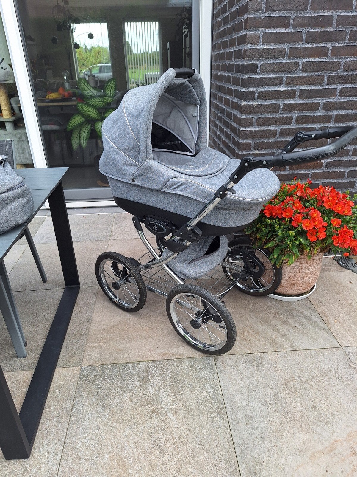 Panama First kinderwagen, Gebruikt, Luchtbanden, Ophalen, Kinderwagen