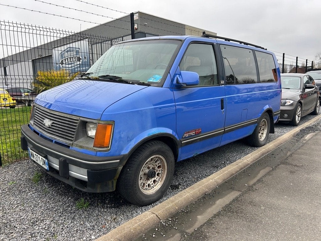 Chevrolet van 4x4, Auto's, Chevrolet, Automaat, 4 deurs, Beige, Blauw