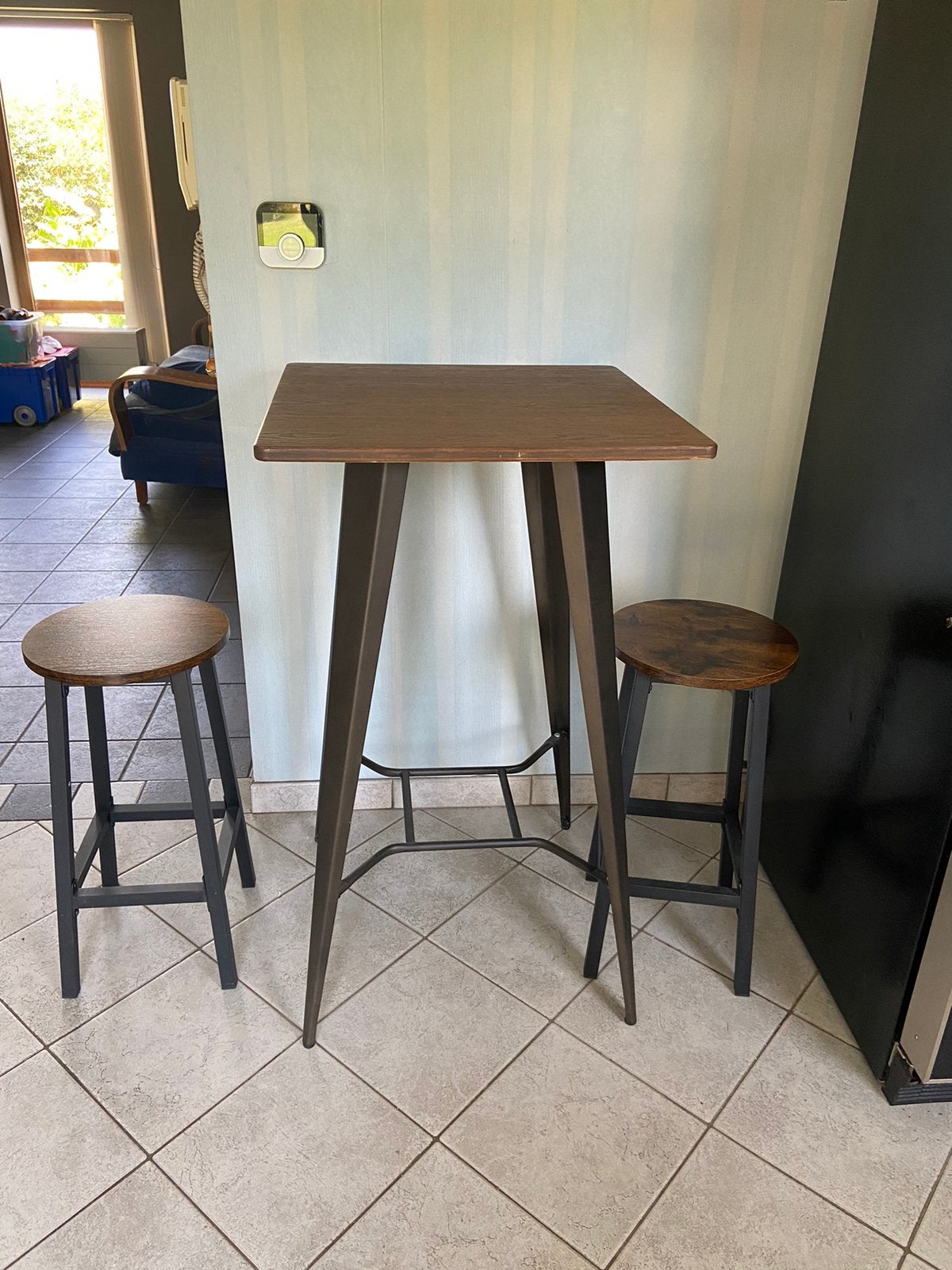 Table haute style industriel + 2 tabourets, Enlèvement, Comme neuf