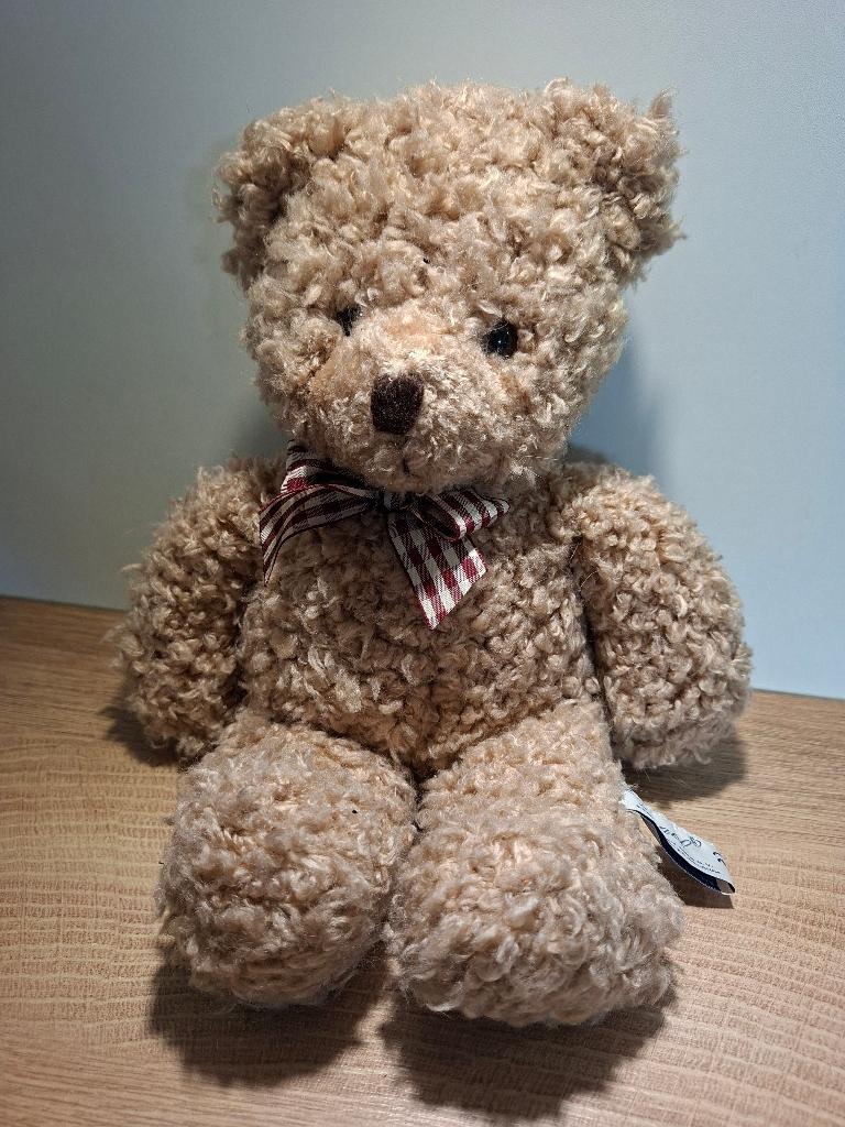 Teddybeer met strikje, Kinderen en Baby's, Speelgoed | Knuffels en Pluche, Overige merken, Overige karakters, Beer, Ophalen of Verzenden