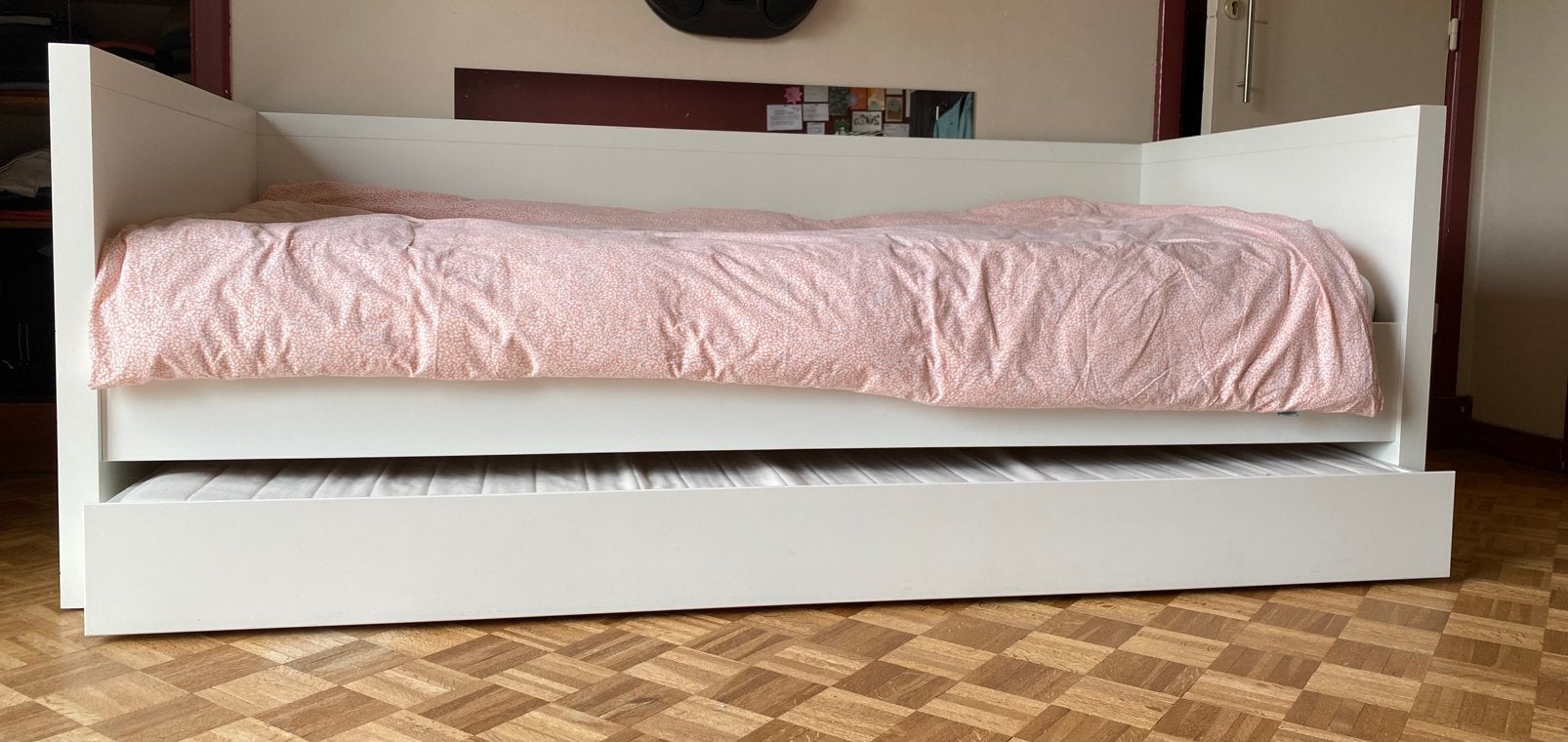 Wit 1-persoonsbed met onderbed., Kinderen en Baby's, Ophalen, 85 tot 100 cm, Gebruikt, Lattenbodem