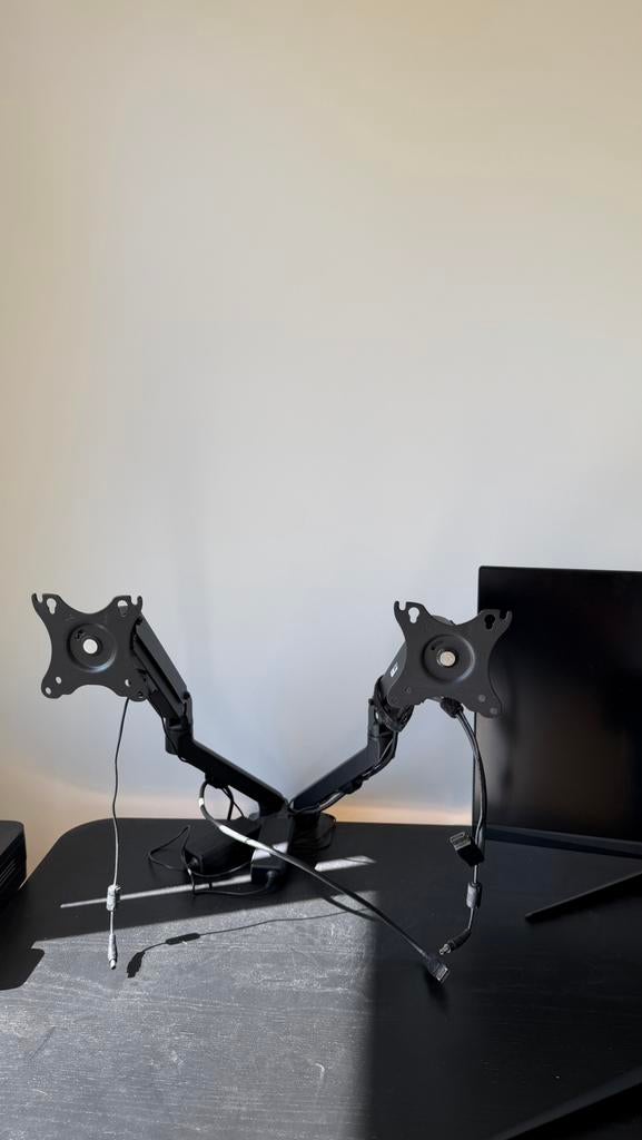 Dual Monitor Arm -  17 - 27 inch, Ophalen of Verzenden, Zo goed als nieuw