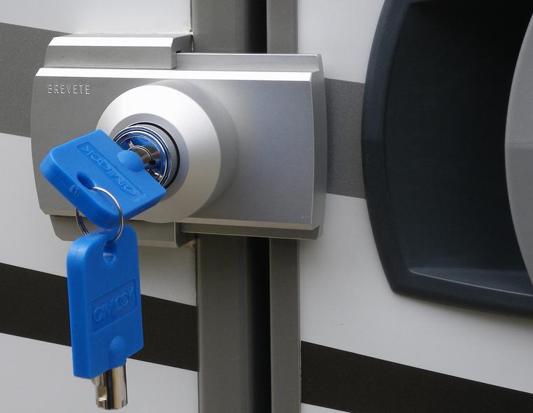 IMC Camperdeur slot met binnenbediening, Caravans en Kamperen, Mobilhome-accessoires, Nieuw, Ophalen of Verzenden