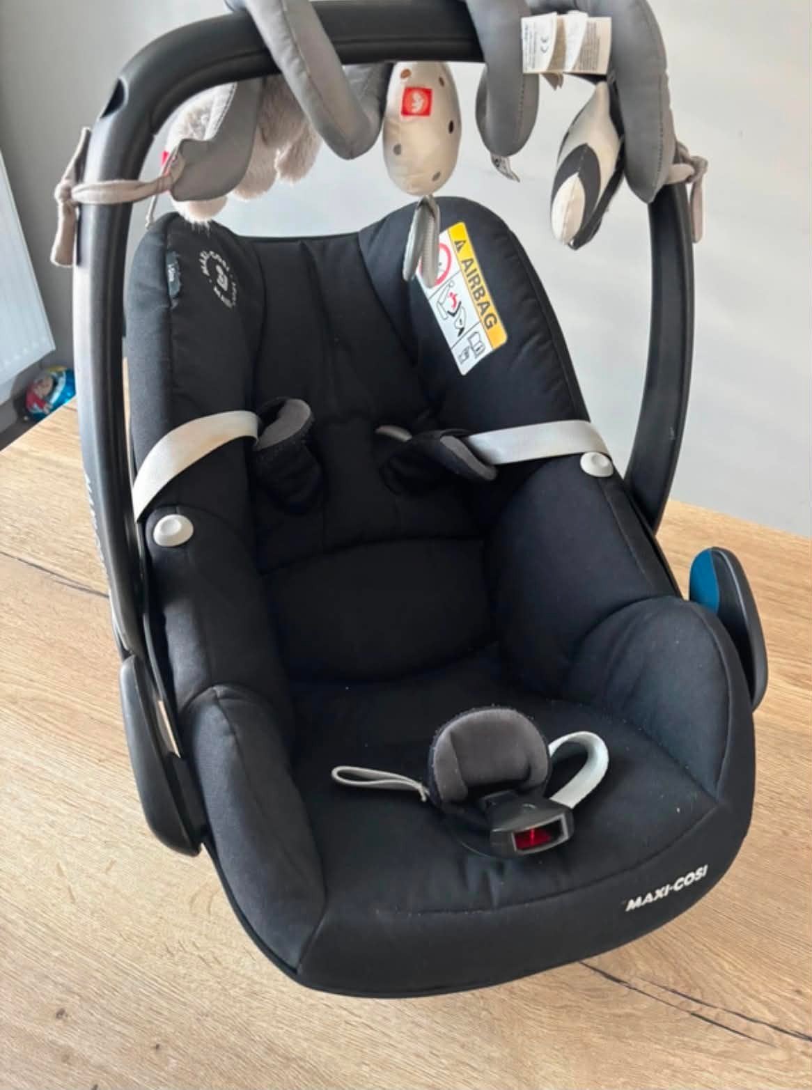 maxi cosi, Kinderen en Baby's, Autostoeltjes, Ophalen of Verzenden, Gebruikt, 0 t/m 10 kg, Autogordel of Isofix
