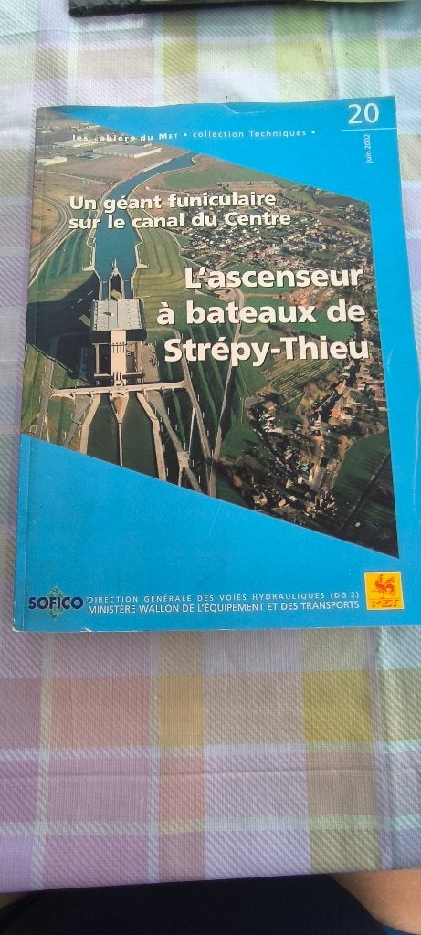l'ascenseur à bateaux de strepy -thieu, Hobby & Loisirs créatifs, Modélisme | Bateaux & Navires, Enlèvement ou Envoi, Comme neuf