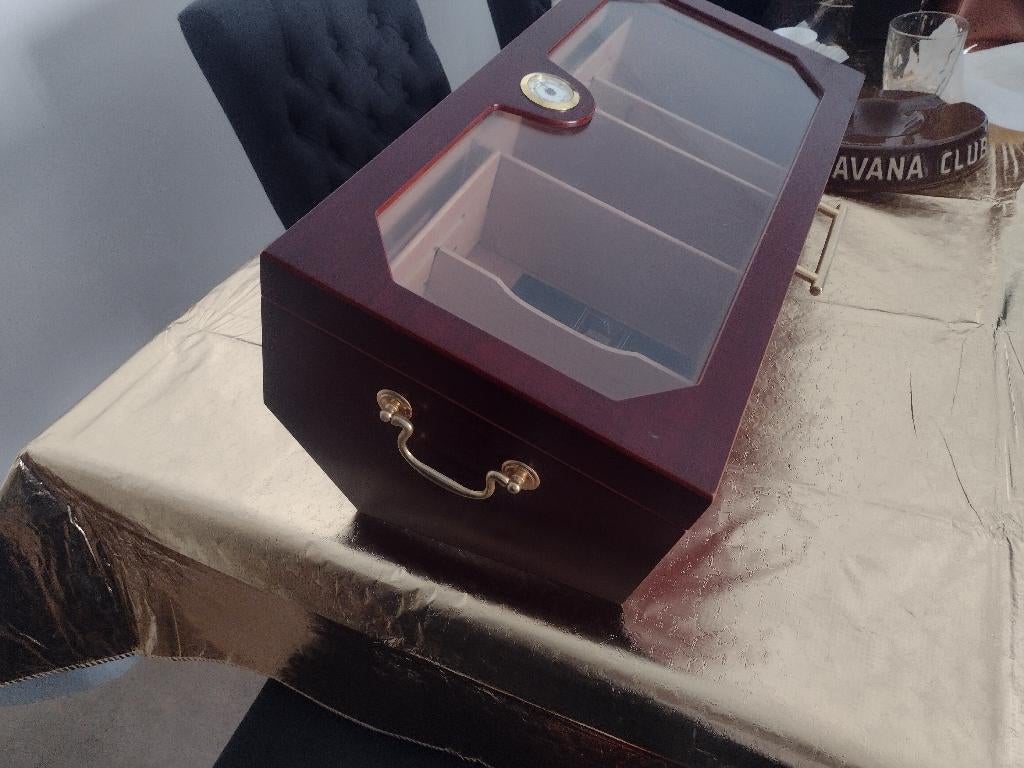 Humidor, Enlèvement, Comme neuf, Autres types
