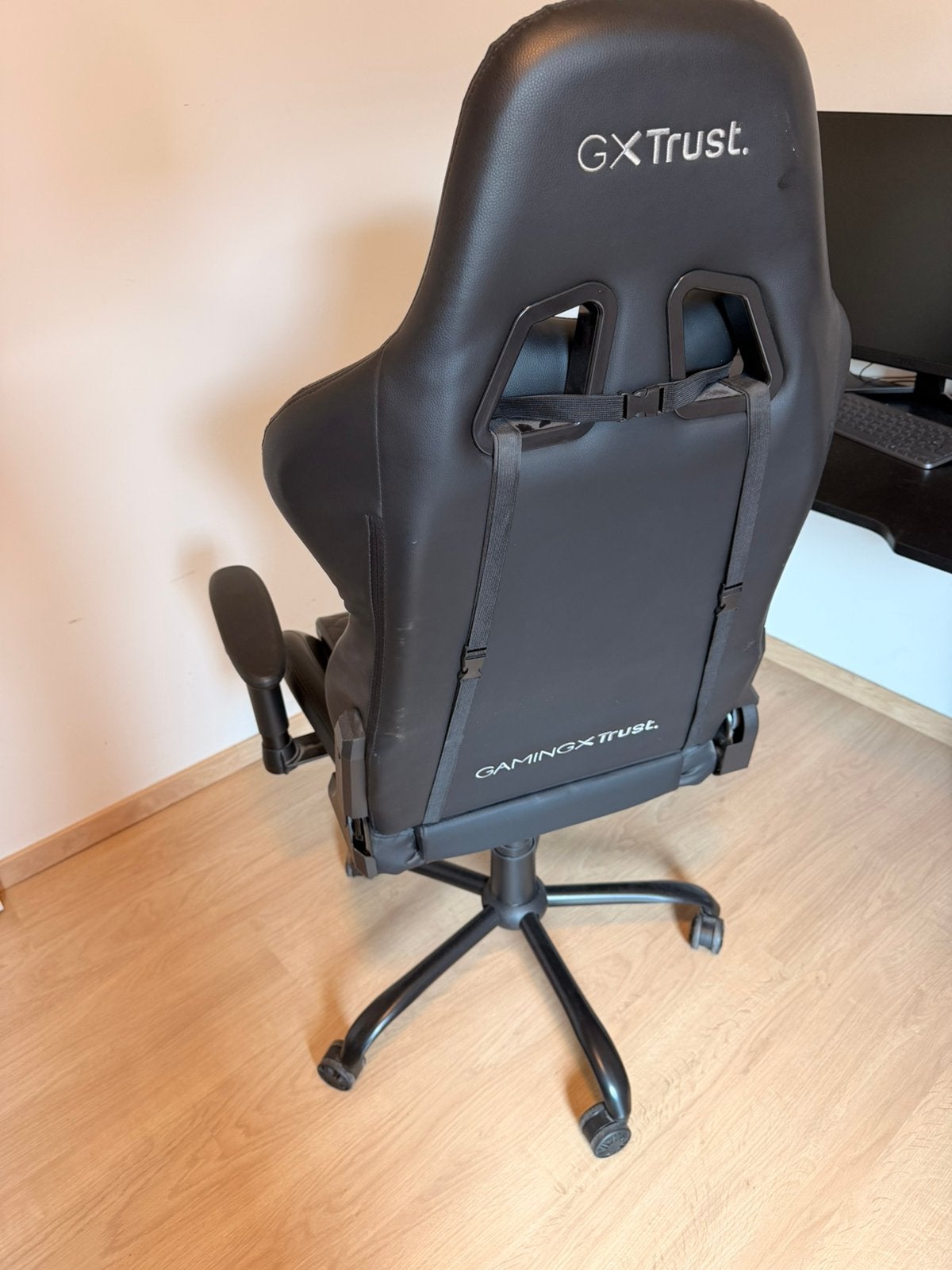 Gamestoel, Ophalen, Zo goed als nieuw