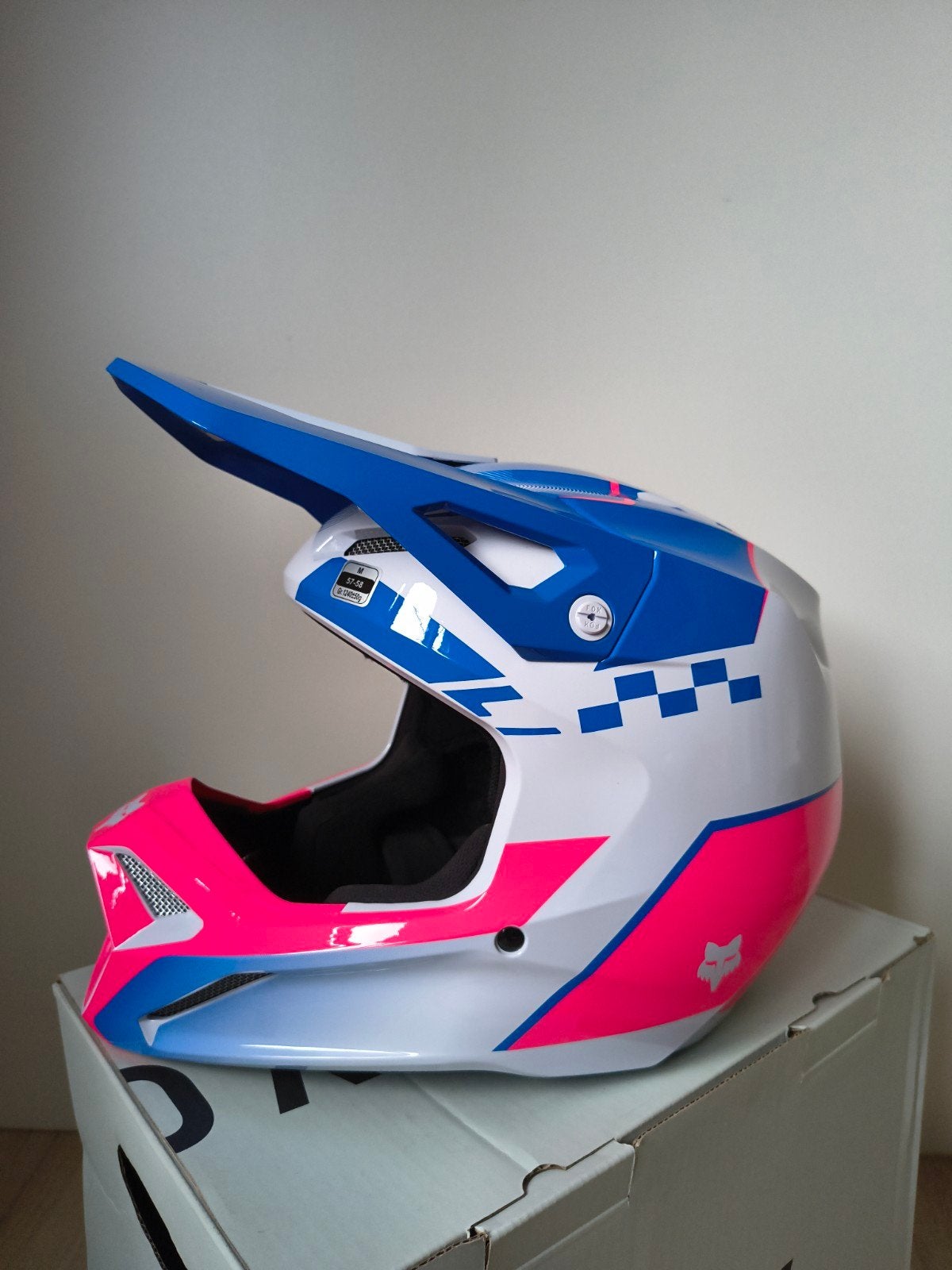 fox v1 mips blue/pink 2026, Ophalen
