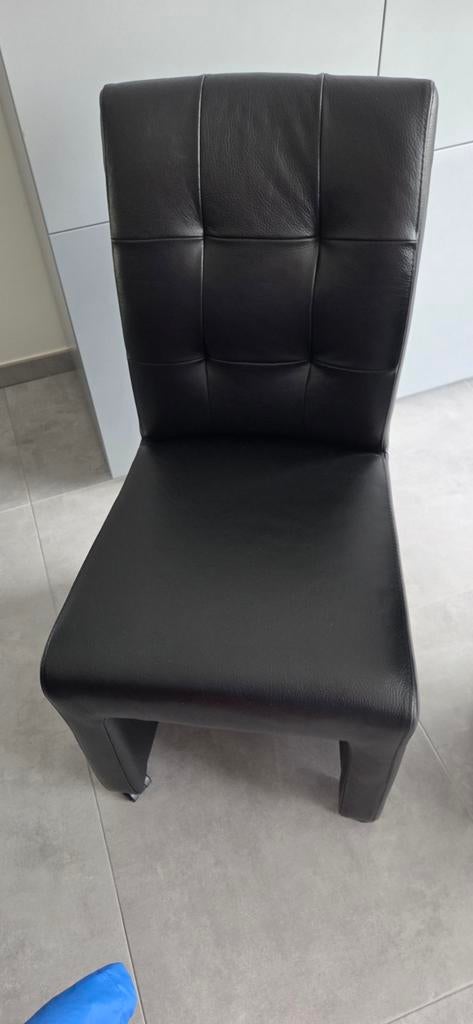 Zwarte leren stoelen te koop - 6 stuks in perfecte staat, Huis en Inrichting, Stoelen, Zo goed als nieuw, Vijf, Zes of meer stoelen