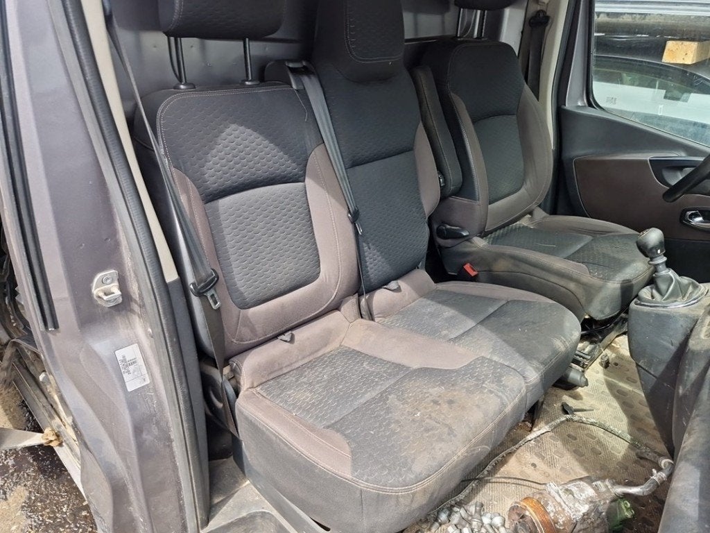 BANK RECHTS VOOR Fiat Talento (01-2016/-), Auto-onderdelen, FCA Germany GmbH, Gebruikt, IPC D1-09 Bahnhofsplatz
65423  Rüsselsheim am Main, DE