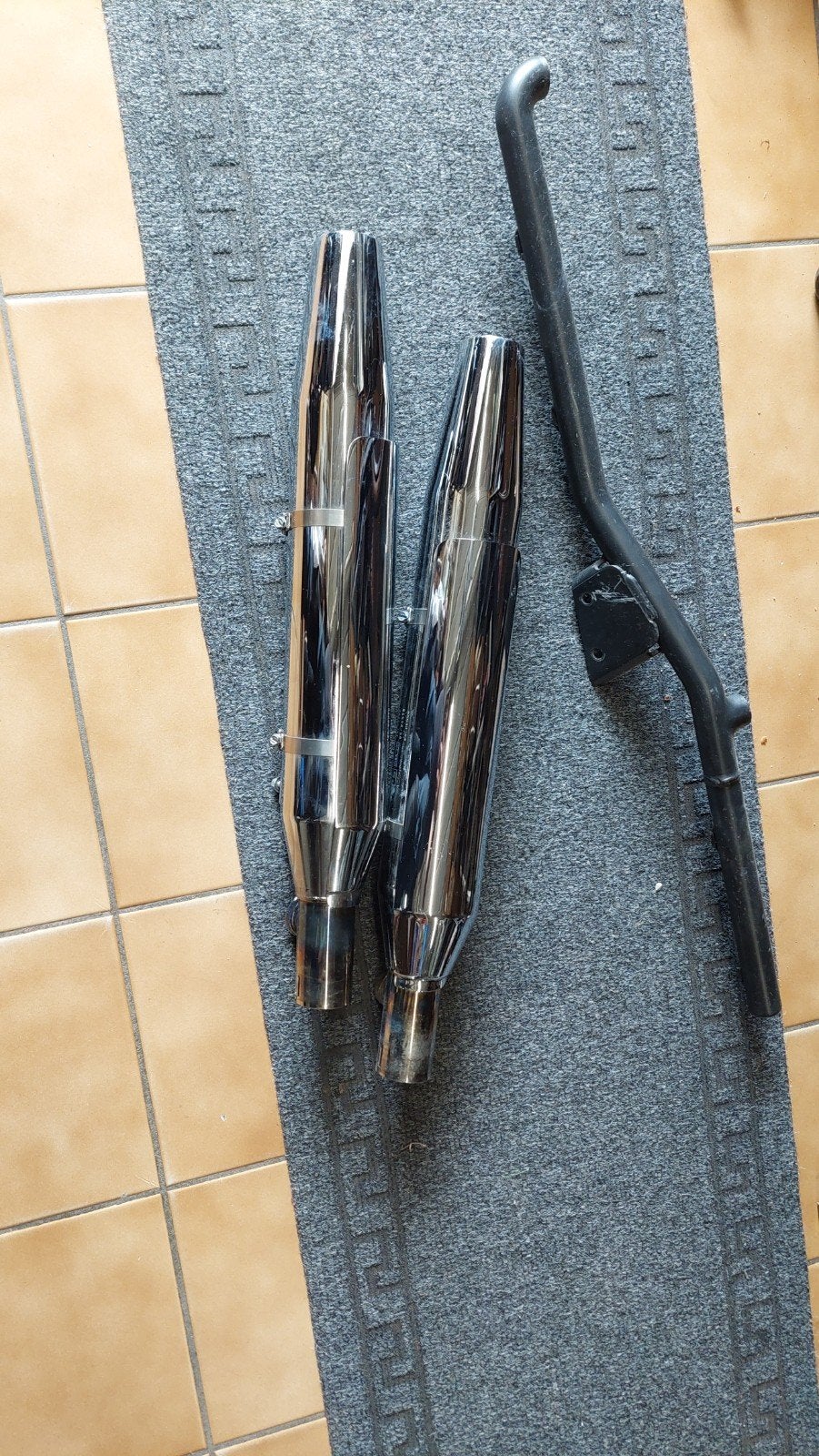 Harley davidson uitlaat, Ophalen