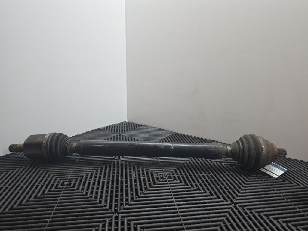 CARDAN AVANT DROIT (TRANSMISSION) Passat Variant (3C5), Volkswagen, Volkswagen AG, Utilisé, Kundenbetreuung@volkswagen.de