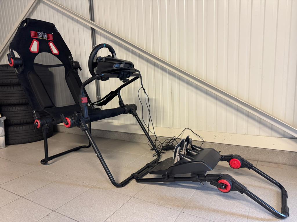 F-GT Lite Playseat (zonder stuur & pedalen), Games en Spelcomputers, Spelcomputers | Sony Consoles | Accessoires, Ophalen, Zo goed als nieuw