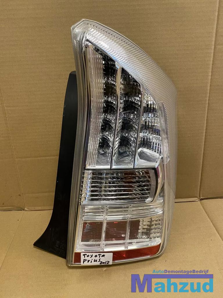 TOYOTA PRIUS rechts achterlicht 2008-2016, Info@toyota.co.jp, Gebruikt, Toyota Motor Corporation, Toyota-Cho 1
471-8571  Toyota City