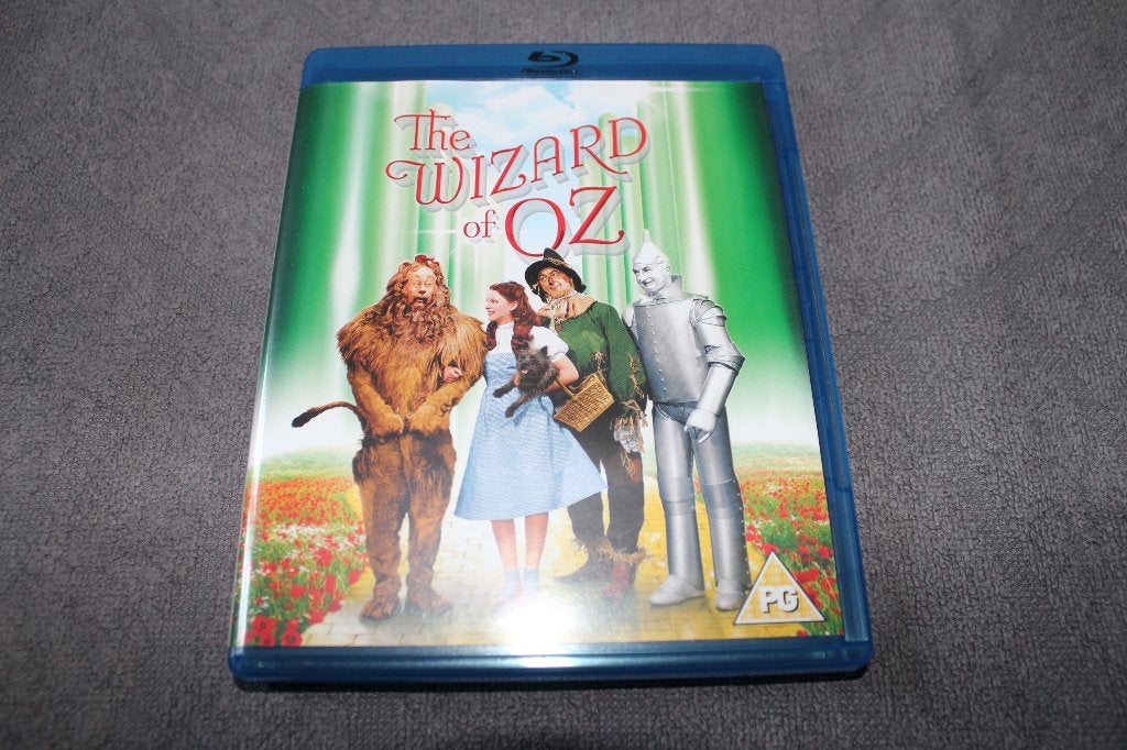 Blu-ray The Wizard of Oz (import regio 2), CD & DVD, À partir de 6 ans, Enlèvement ou Envoi, Anglais, Film