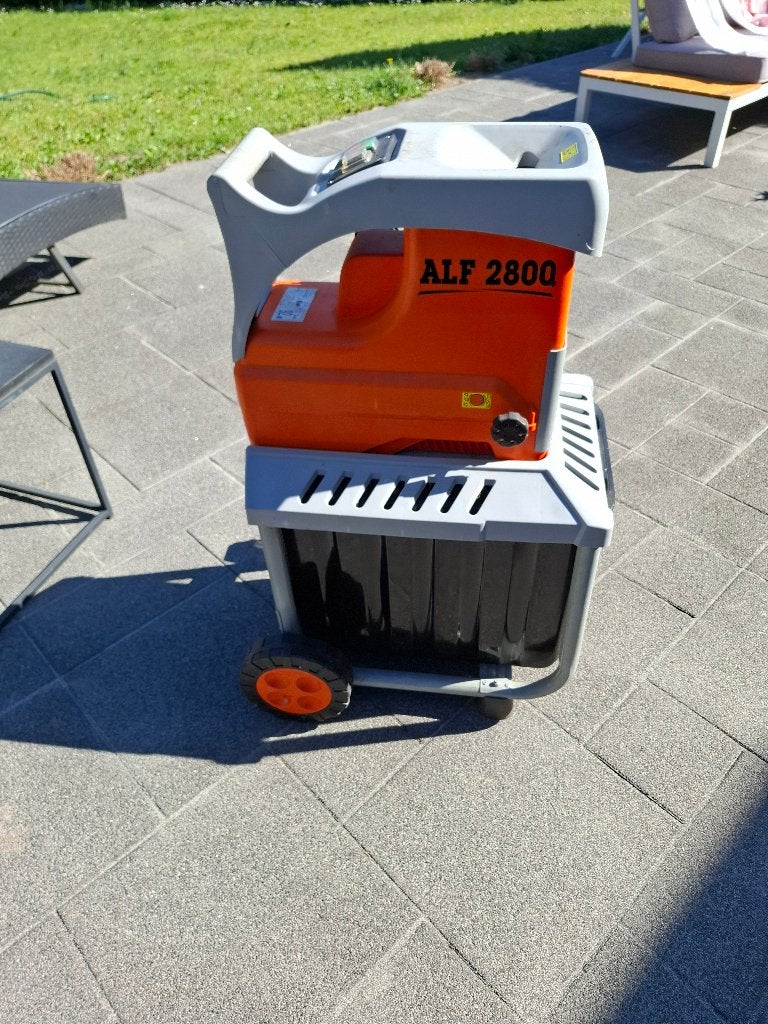 Hakselaar Atika ALF 2800, Ophalen, Atika, Zo goed als nieuw, Met opvangbak