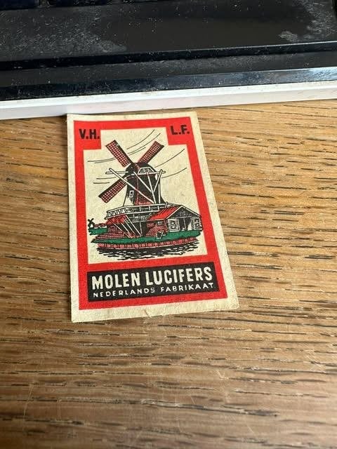 etiket label luciferdoos molenlucifers Nederlands fabrikaat, Verzamelen, Info@mloen.ne, Gebruikt, Molen, Ophalen of Verzenden
