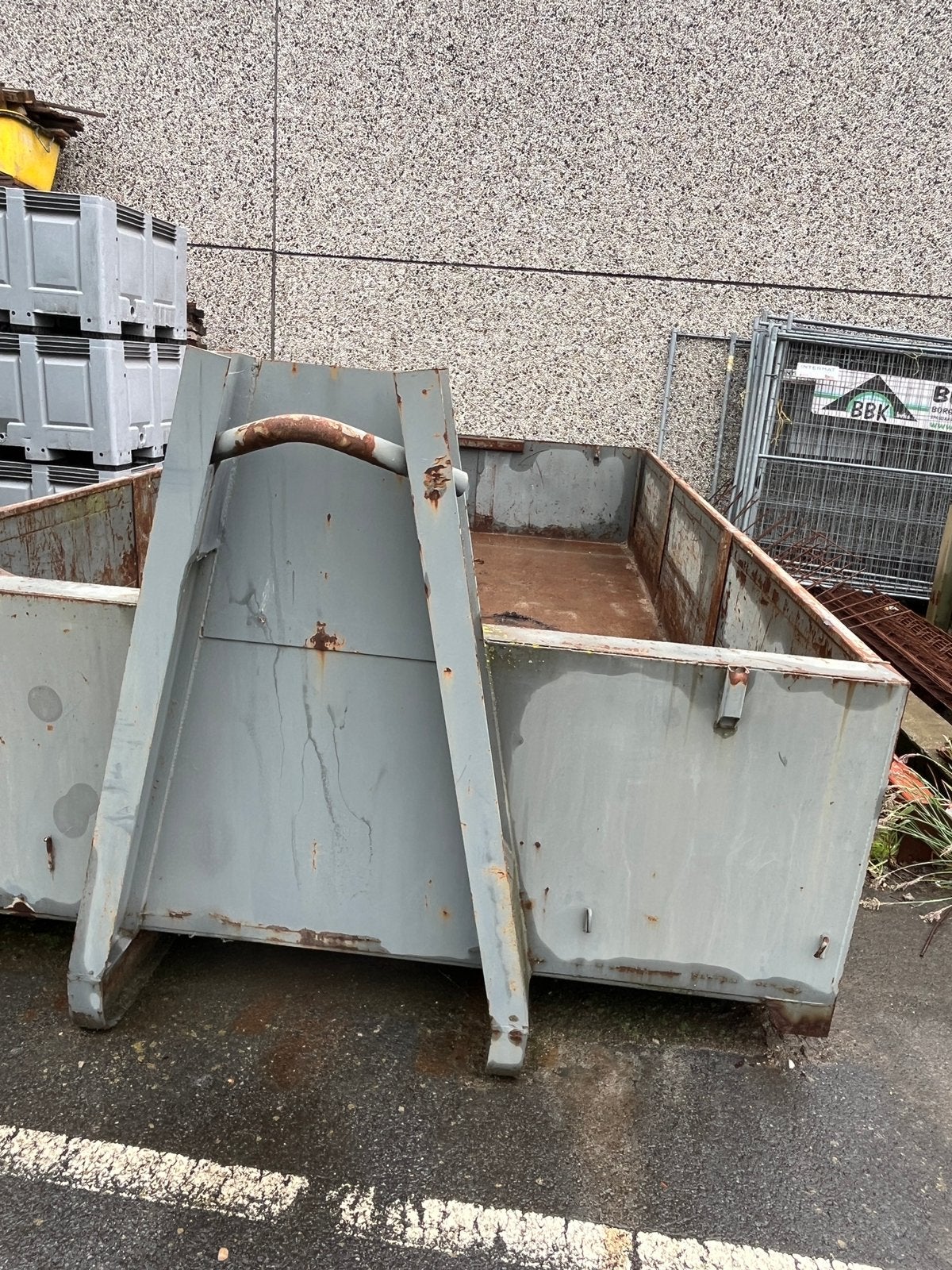 Haakcontainer 550 x 250 x80 cm, Ophalen, Gebruikt