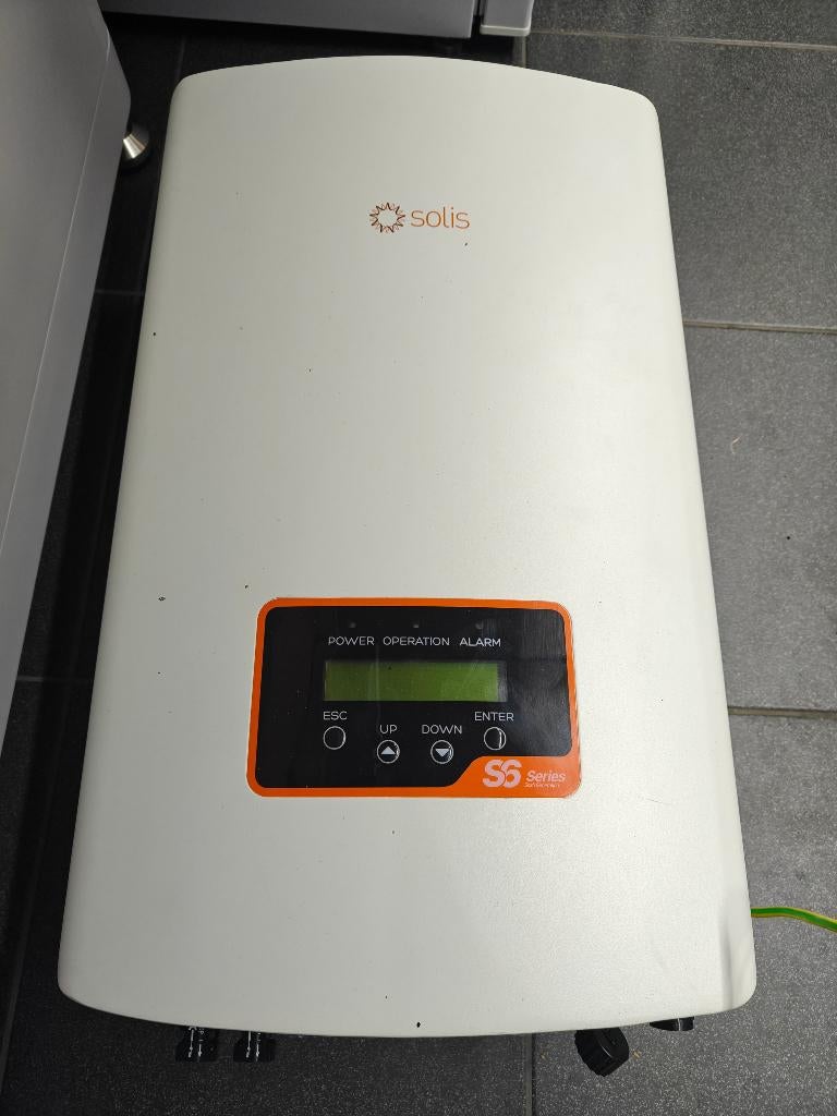 Onduleur Solis S6-GR1P5K (5 kW, monophasé), Bricolage & Construction, Panneaux solaires & Accessoires, Enlèvement, Comme neuf