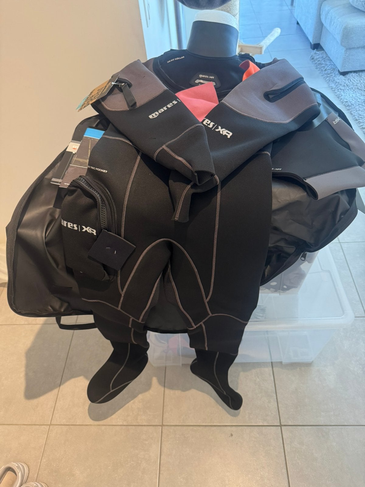 Combi étanche Mares XR3 Neo Socks SMALL, Sports nautiques & Bateaux, Enlèvement, Neuf, Combinaison de plongée
