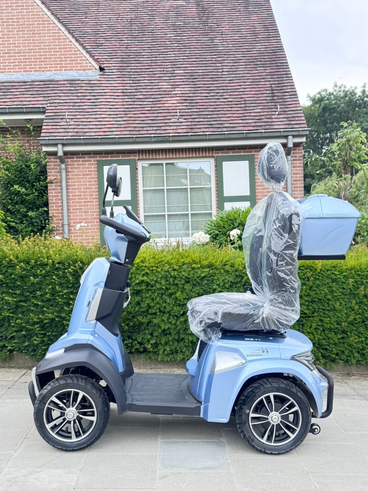 Voiturette électrique luxe Mobitich Falçon à 20 km/h ( NEUF, Neuf, 46 km ou plus, Enlèvement ou Envoi, 16 km/h ou plus