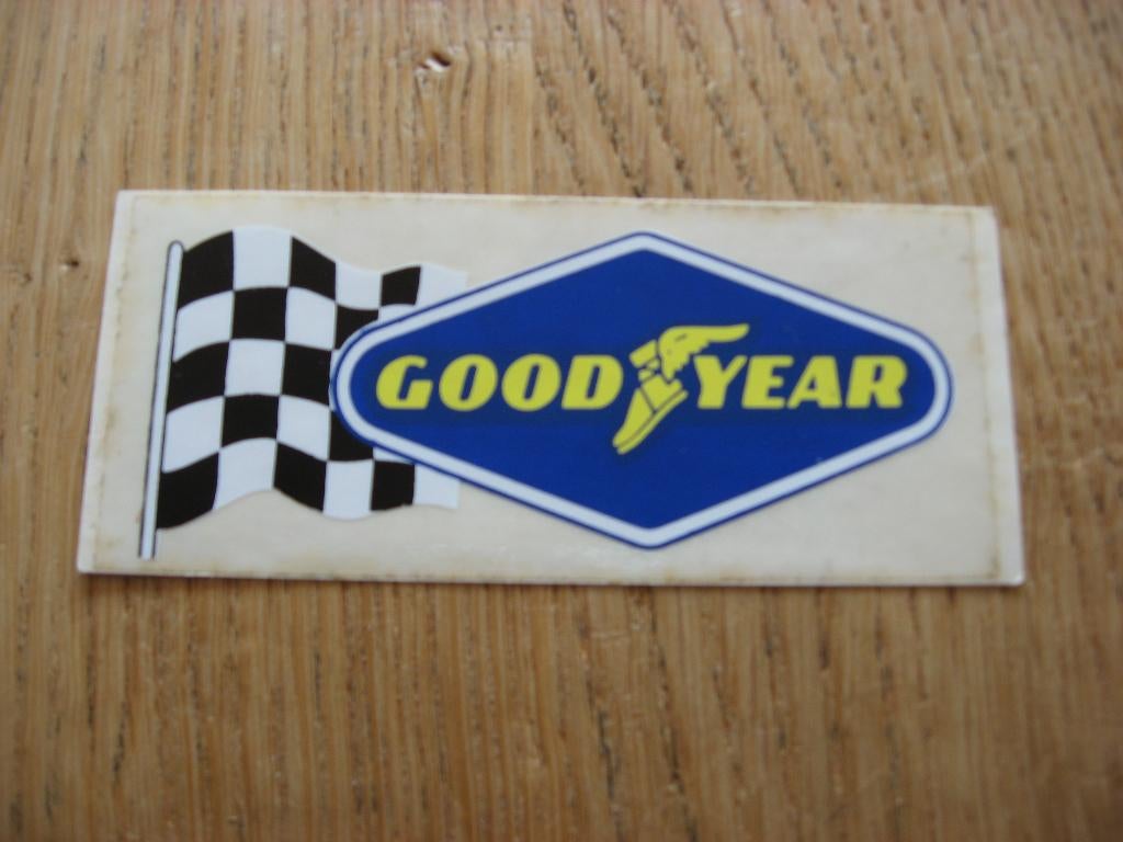 Autocollant Good/Year 10 x 4,5 cm, Enlèvement ou Envoi, Neuf, Société ou Association