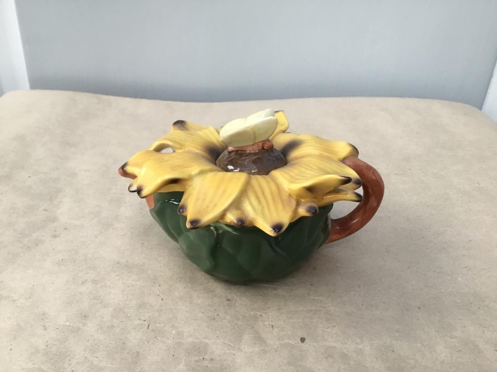 Theepot zonnebloem met vlinder Evergreen Pottery, Ophalen of Verzenden