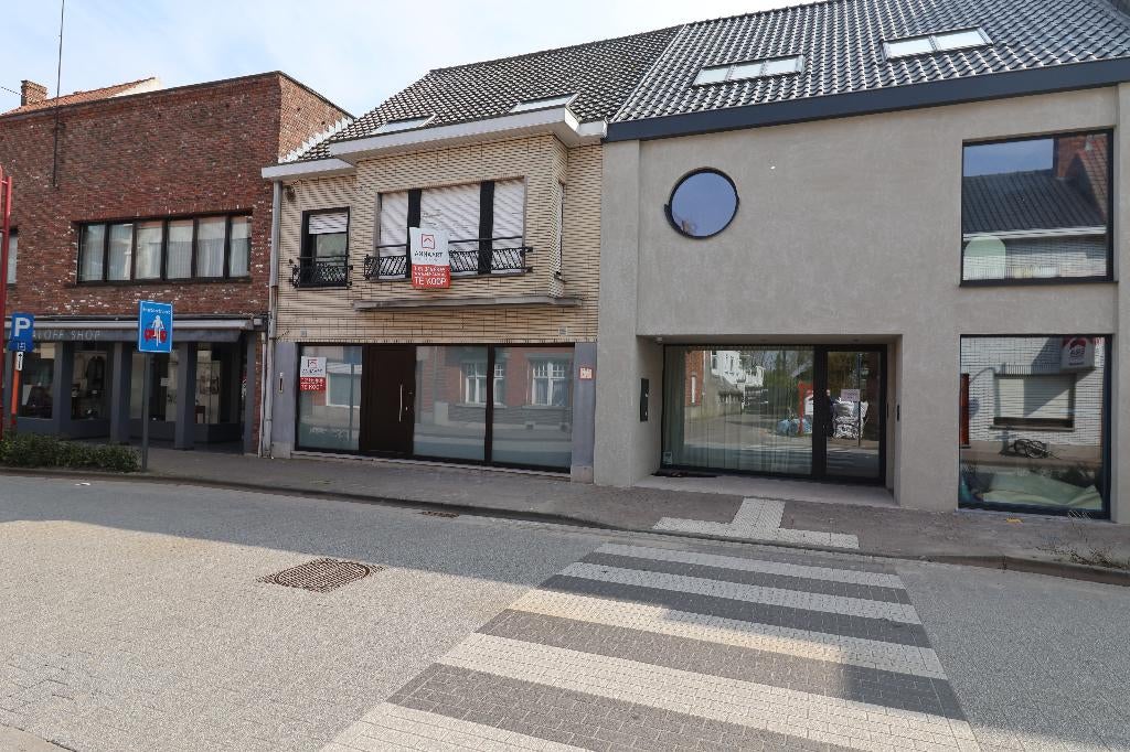 Handelspand/appartement/opbrengsteigendom te Assenede, Immo, Maisons à vendre, Province de Flandre-Orientale, 200 à 500 m², Appartement