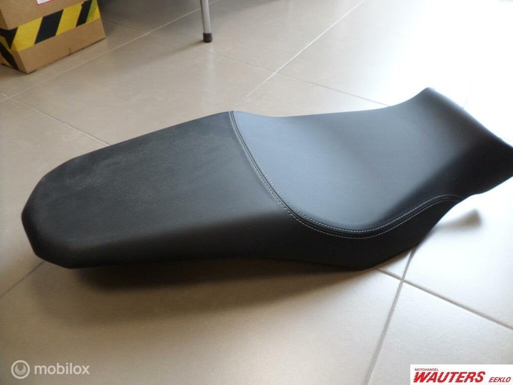 Zadel origineel Yamaha  MT07, Motoren, Nieuw, Ophalen of Verzenden